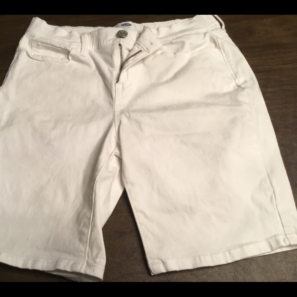 Old Navy girl’s white stretch shorts adj waist 14